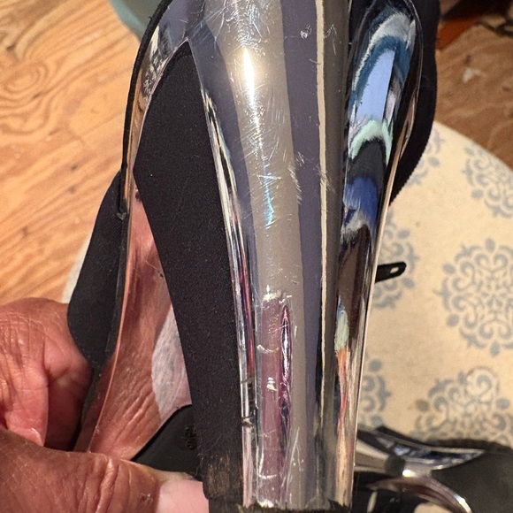 Onex Black and Silver Heels - Picture 11 of 15